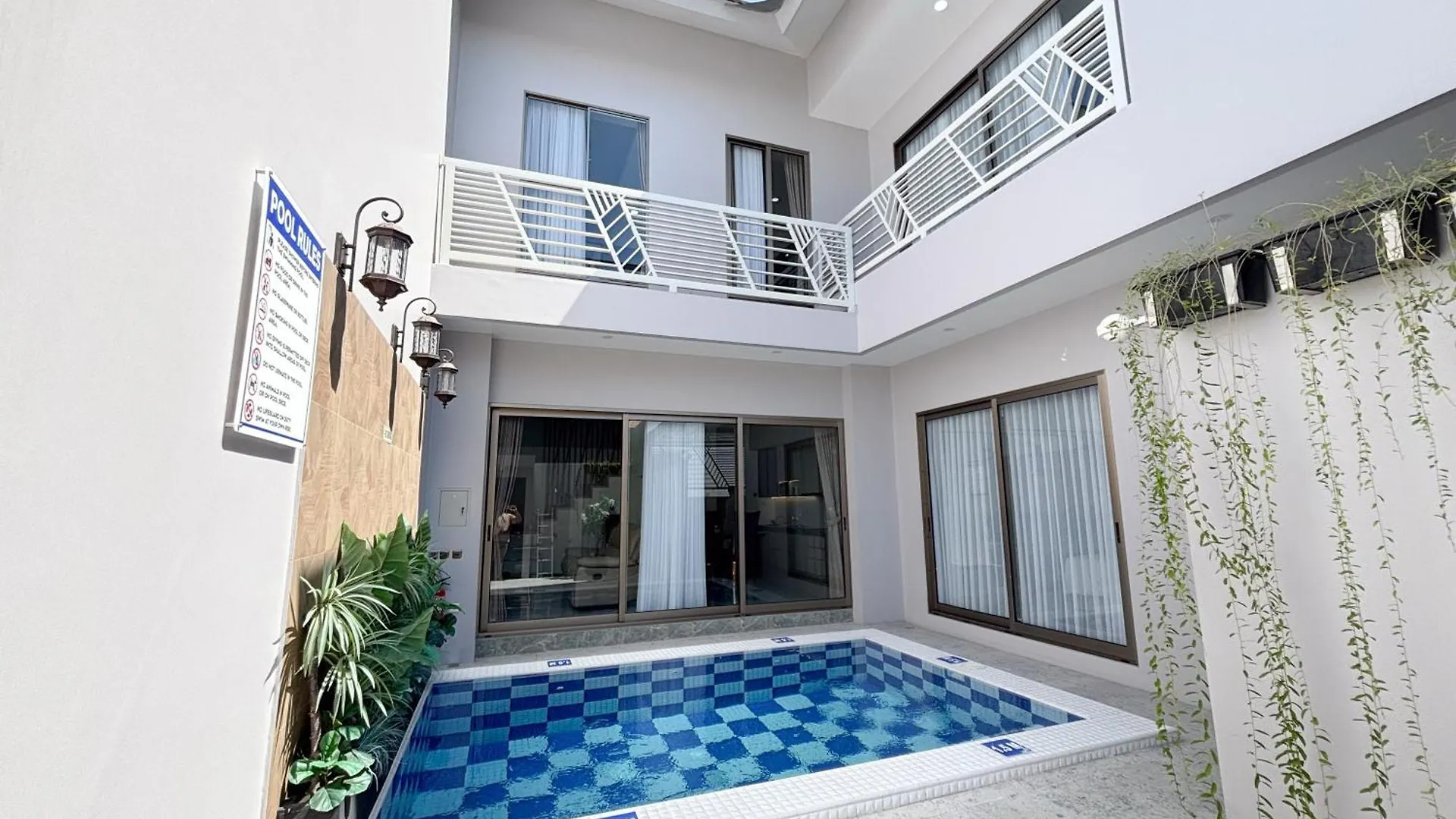 Bellagio Villas Kerobokan  0*, Kerobokan (Bali)